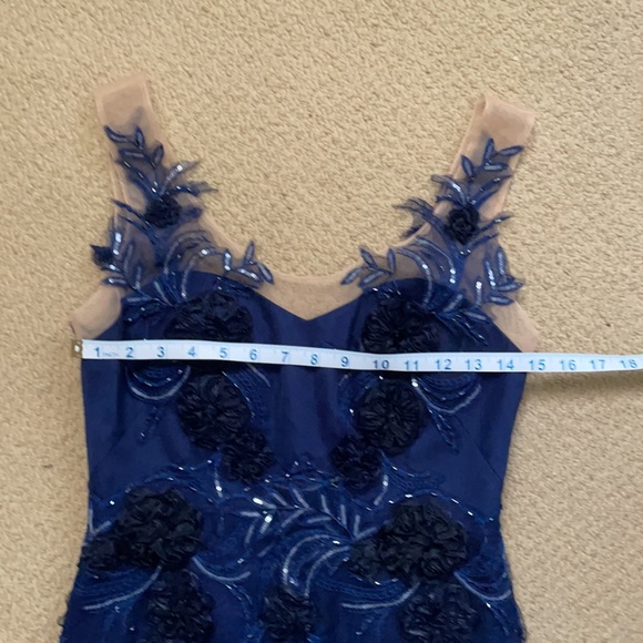 Marchesa Notte Navy MIDI dress *flaws* - Picture 10 of 14
